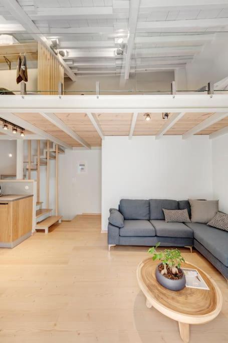 דירות ארמופוליס Nomade Vibrant Living Loft מראה חיצוני תמונה